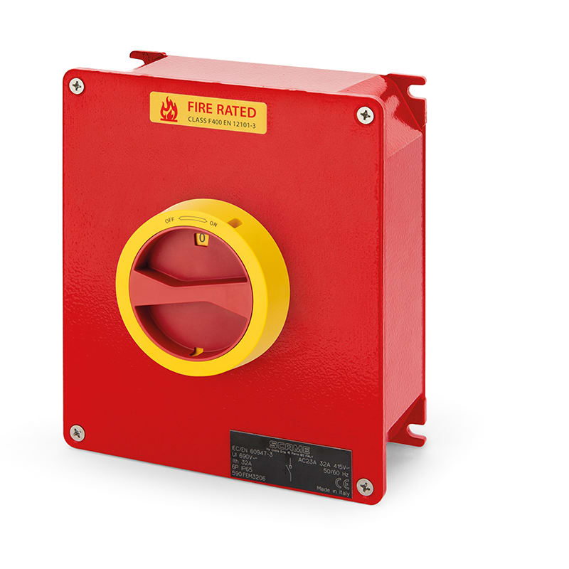 SCAME PARRE SPA - SCA590.FEM2005 INT. DI MANOVRA/SEZ. 20A 3P+N IP65