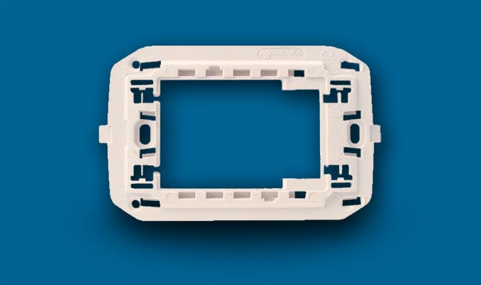 AERTECNICA SPA - ATNNA690 SUPPORTO ADATT.PLACCA GEWISS BIANCO