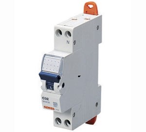 GEWISS - GEWGW90029 INT.MAGNET.COMPATTO 1P+N C25 4,5KA 1M