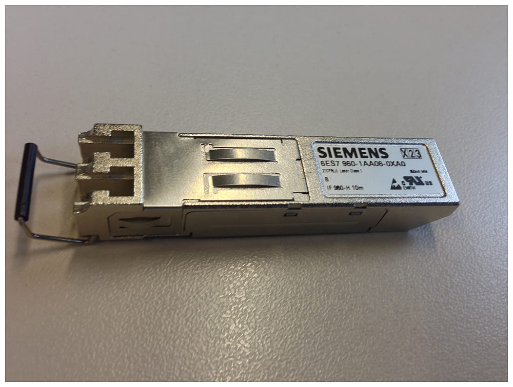 SIEMENS - SIE6ES79601AA060XA0 SIMATIC S7-400 Modulo di sincronizzazione V6 per cavi Patch fino a 10 m